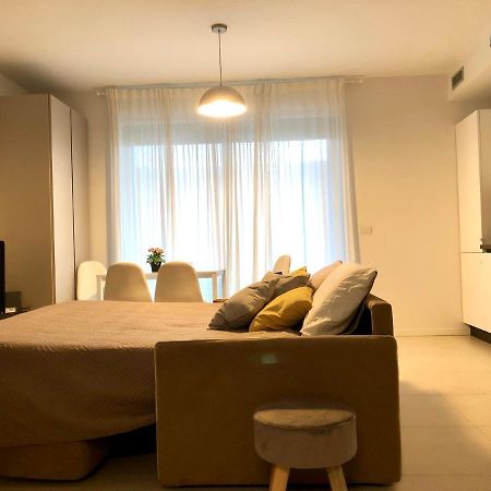 Loft With Terrace In Uptown Milan Near Rho Fiera Appartamento Pero Esterno foto