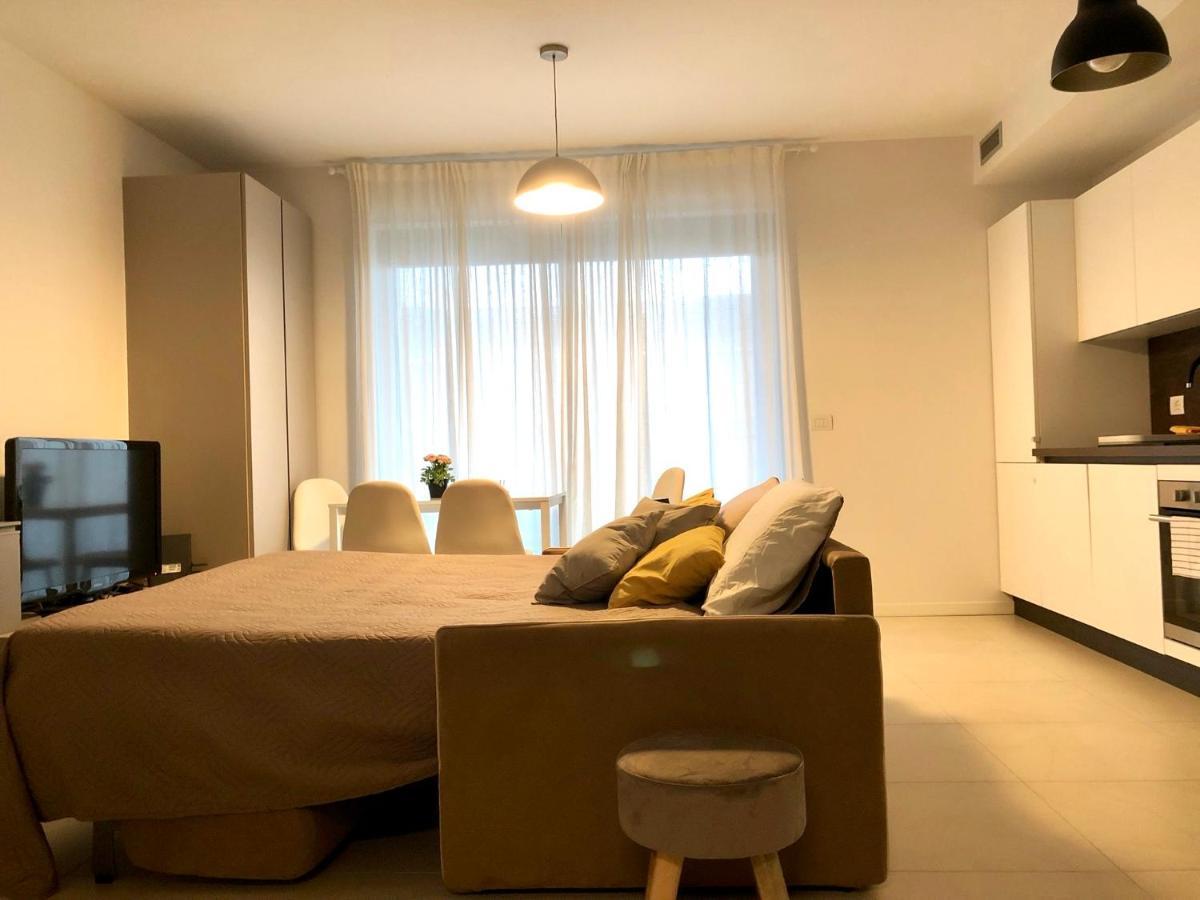 Loft With Terrace In Uptown Milan Near Rho Fiera Appartamento Pero Esterno foto